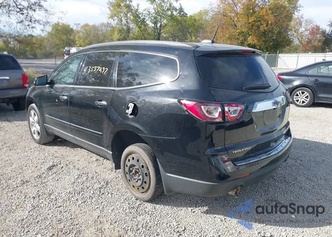 2017 Chevrolet Traverse Premier z USA, uszkodzony, nr VIN 1GNKRJKD4HJ308435